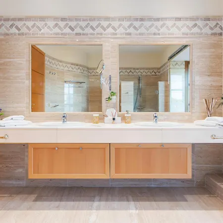 Вілла Luxury Robledal By Mabiente - Views Of The Sea And The Golf Course